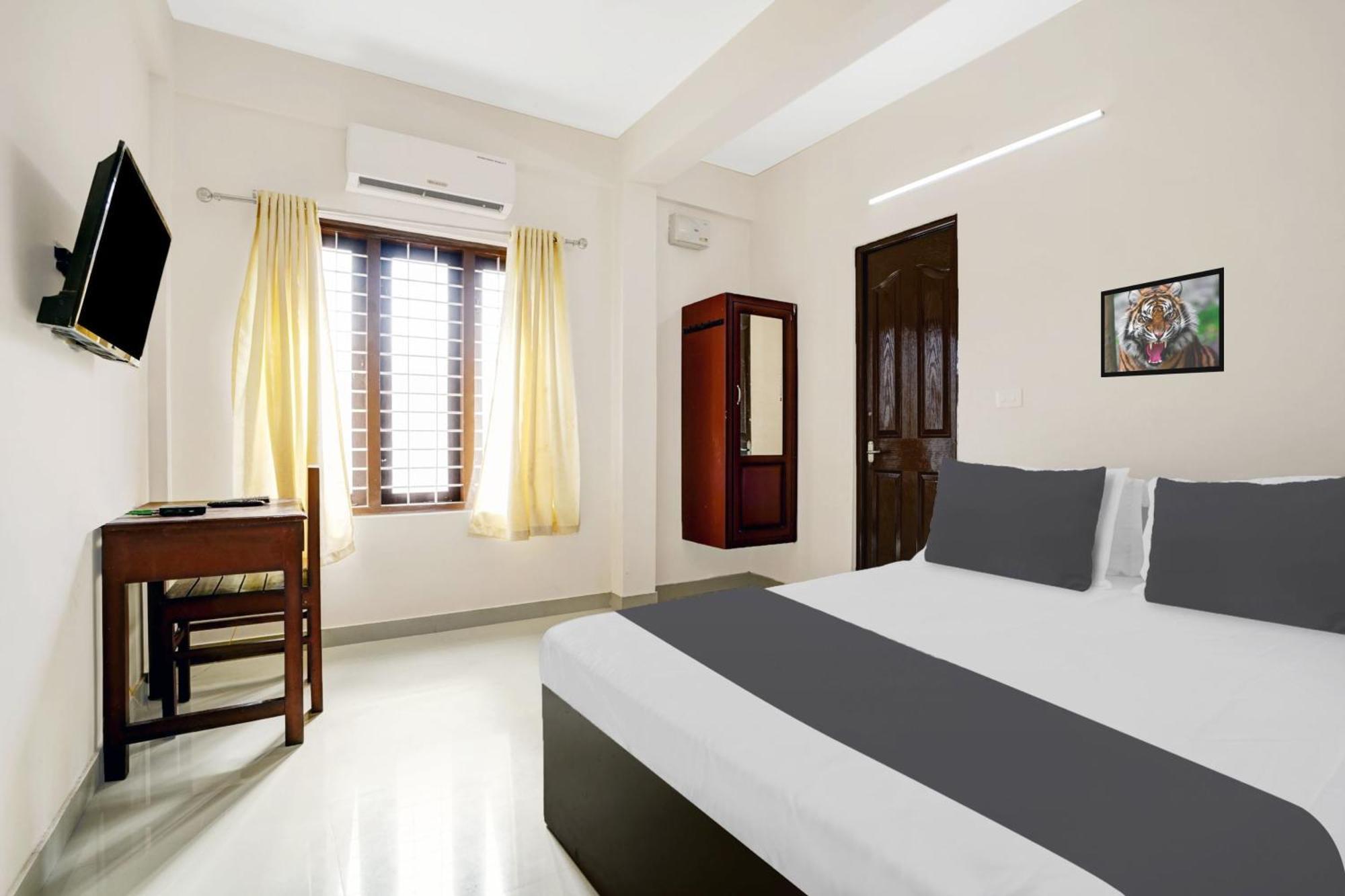 Hotel O Grand Residency Ambalapulai Exterior foto