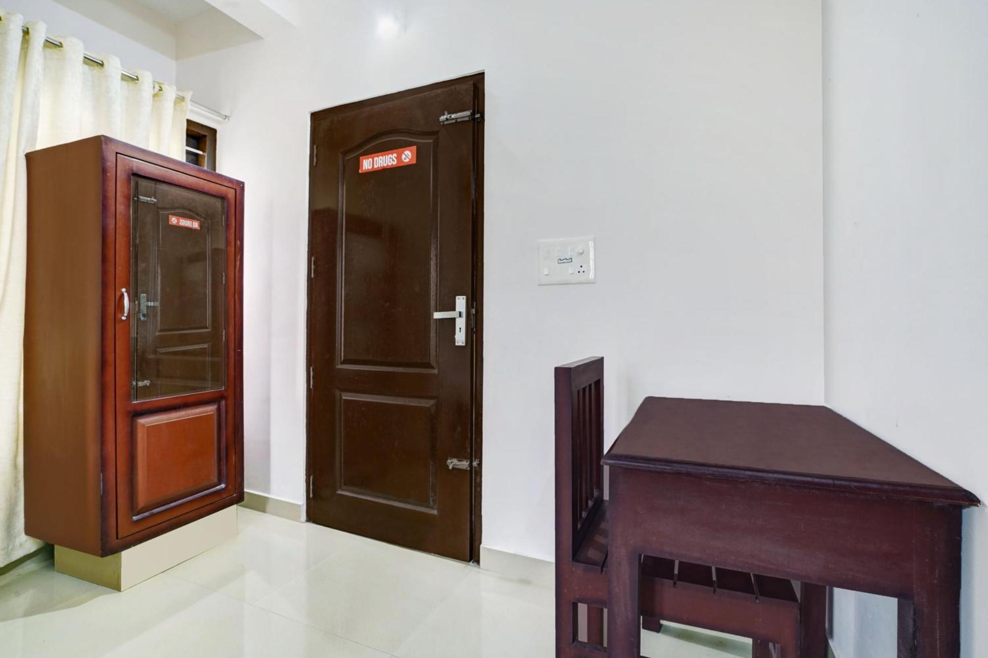 Hotel O Grand Residency Ambalapulai Exterior foto