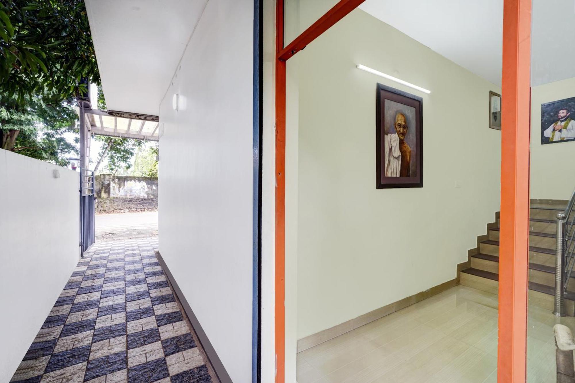 Hotel O Grand Residency Ambalapulai Exterior foto